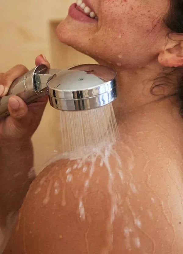 Are Shower Filters Safe for Water With a Rusty or Metallic Odor?